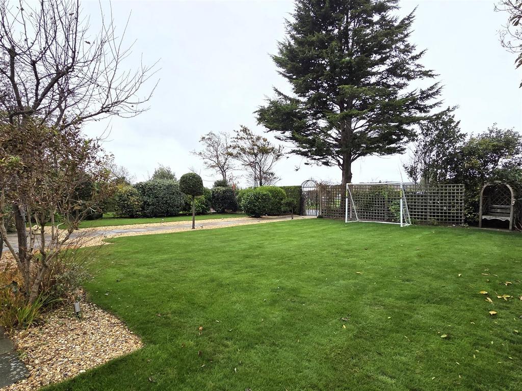 Front gardens