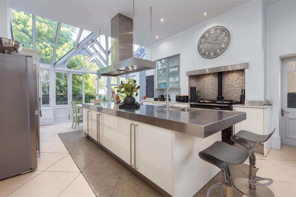Family dining kitchen