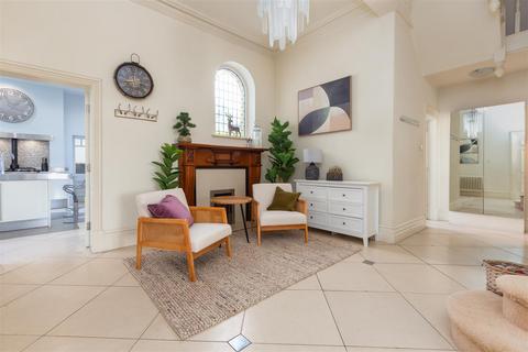 6 bedroom semi-detached house for sale, Seafield Road, Lytham