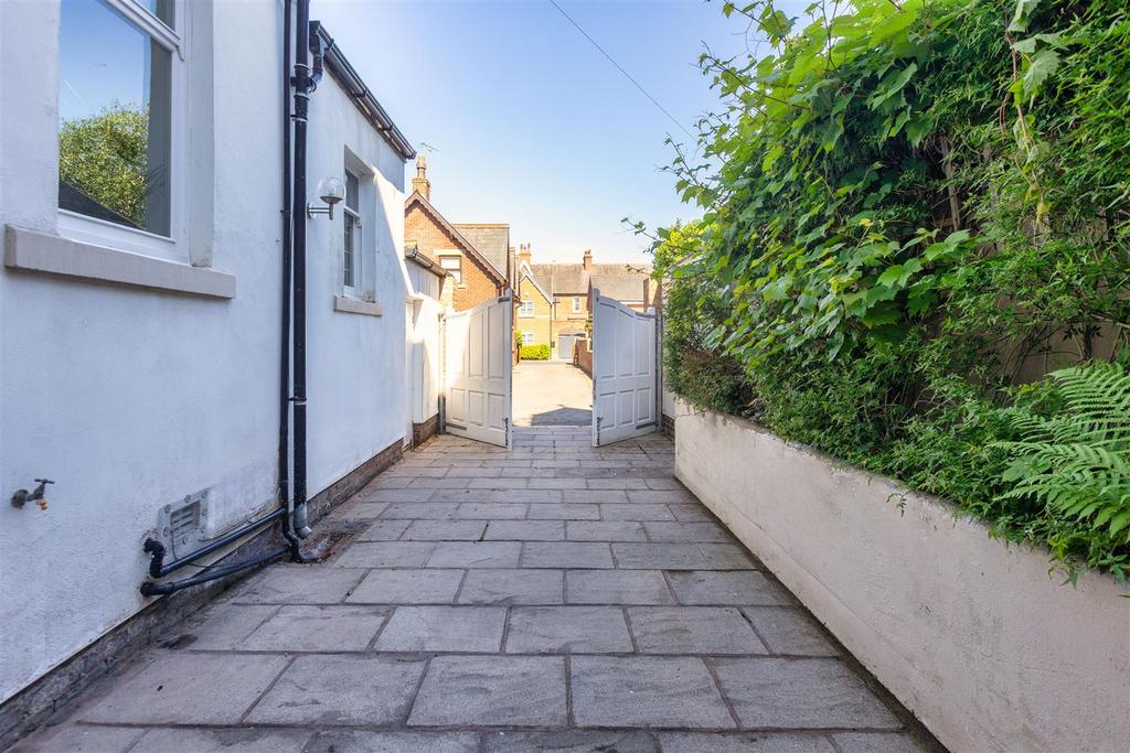 Rear courtyard