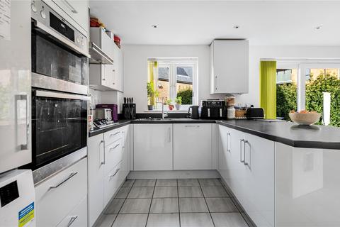 3 bedroom semi-detached house for sale, Kilnwood Avenue, Burgess Hill, West Sussex, RH15