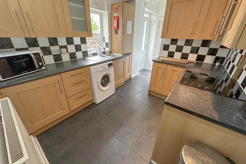 undefined, Romer Road, L6 6DJ,