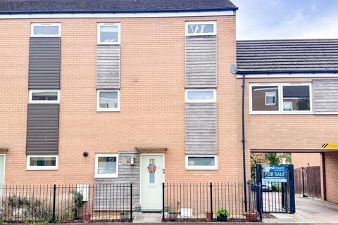 3 bedroom terraced house for sale, Wood Street, Patchway, Bristol, BS34