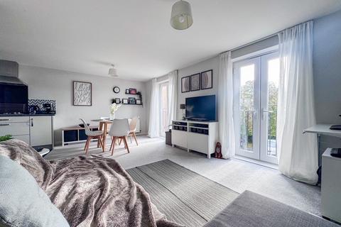 3 bedroom terraced house for sale, Wood Street, Patchway, Bristol, BS34