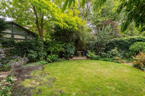 2 bedroom apartment for sale, Buckland Crescent, Belsize Park, London, NW3