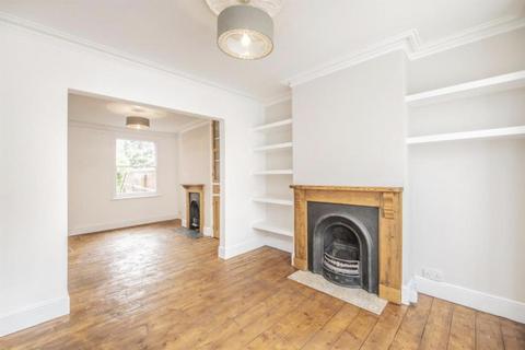 3 bedroom terraced house to rent, Derby Road, Abington, Northampton NN1