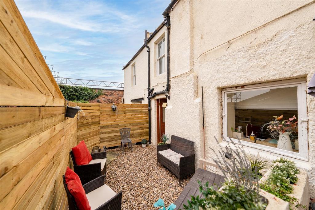 38 high-street coldstream-22.jpg