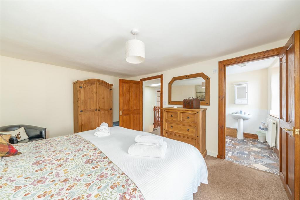 38 high-street coldstream-10.jpg