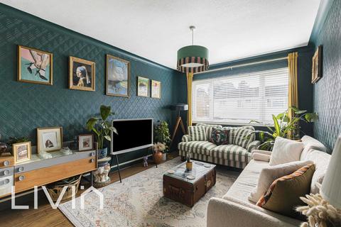 2 bedroom flat for sale, South Croydon CR2