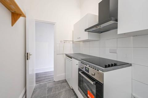 undefined, Muswell Avenue, Muswell Hill, London, N10