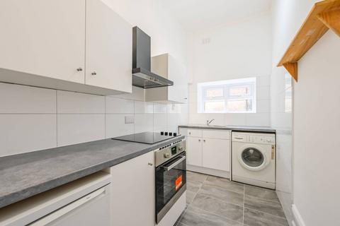 undefined, Muswell Avenue, Muswell Hill, London, N10