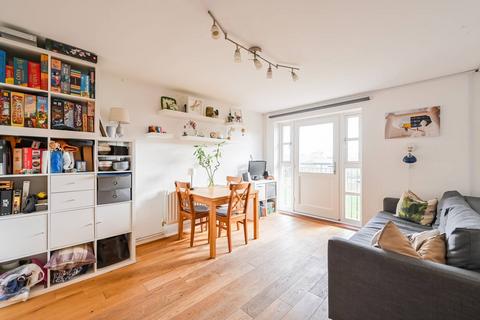 33 Reeves Road, London, E3 3PP