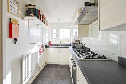 33 Reeves Road, London, E3 3PP