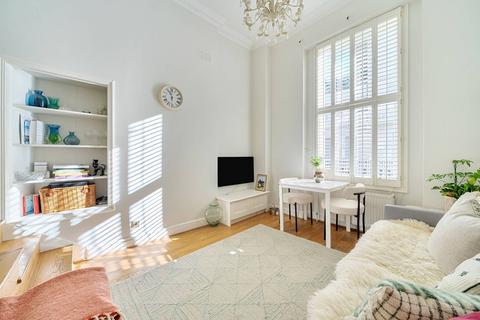 2 bedroom maisonette for sale, St Georges Square, Pimlico, London, SW1V