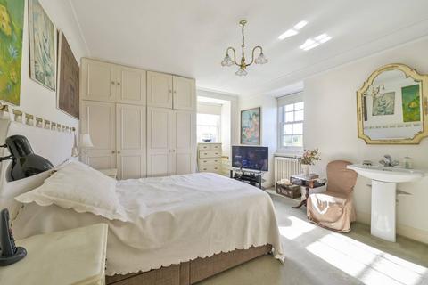 3 bedroom flat for sale, Lower Park, Putney, London, SW15