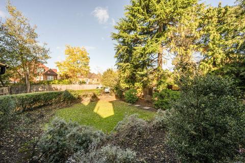 3 bedroom flat to rent, West Hill, West Hill, London, SW15