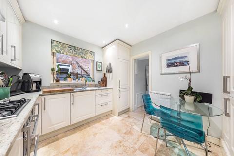 2 bedroom flat to rent, Astonville Street, Southfields, London, SW18