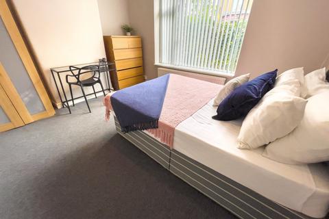 undefined, Claremont Road, L15 3HH,