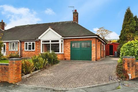 3 bedroom bungalow for sale, Melrose Avenue, Staffordshire ST5