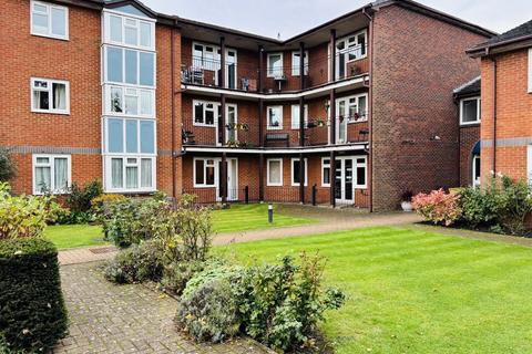 1 bedroom flat for sale, Fairbanks Lodge, Furzehill Road, Borehamwood WD6