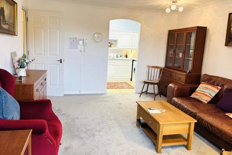 1 bedroom flat for sale, Fairbanks Lodge, Furzehill Road, Borehamwood WD6