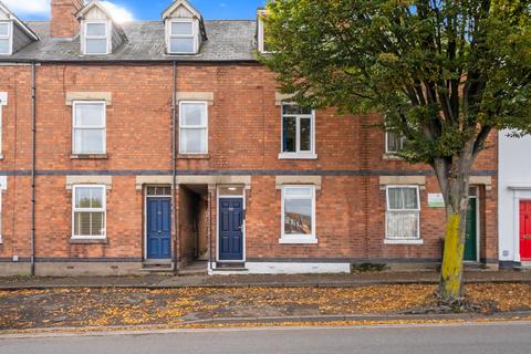 Available Now - 3 Rooms - Bransford Road