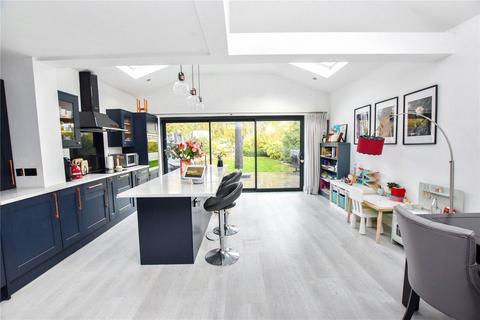 3 bedroom semi-detached house for sale, Oaklands Road, Bexleyheath, DA6