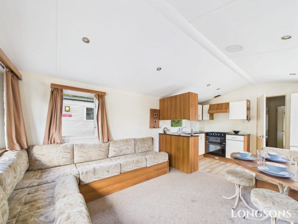 Cam02173g0 Pr0280 Still072