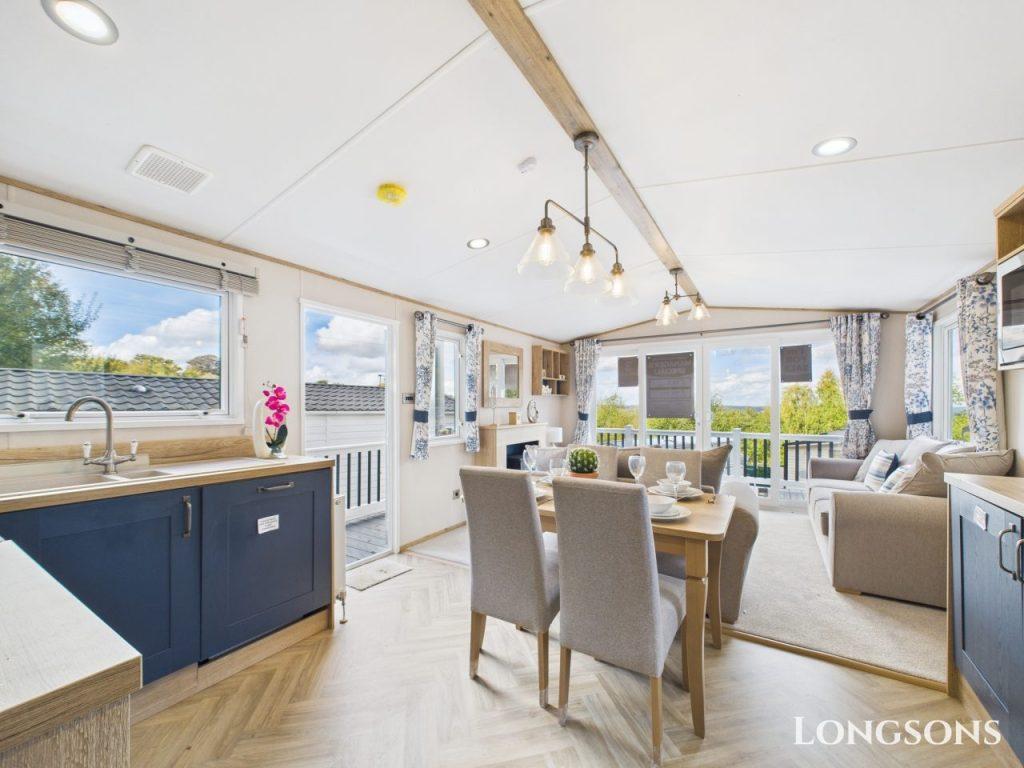 Cam02173g0 Pr0280 Still062