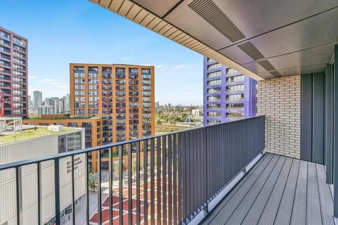 3 bedroom apartment for sale, Corson House, City Island Way, London, E14