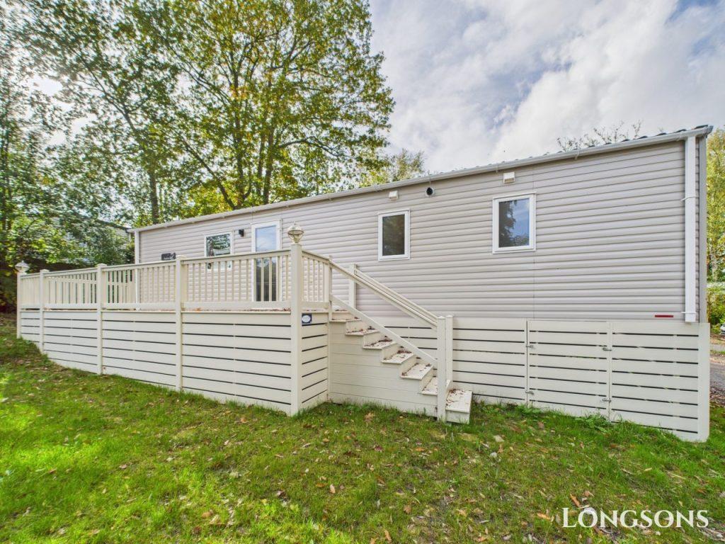 Cam02173g0 Pr0280 Still002