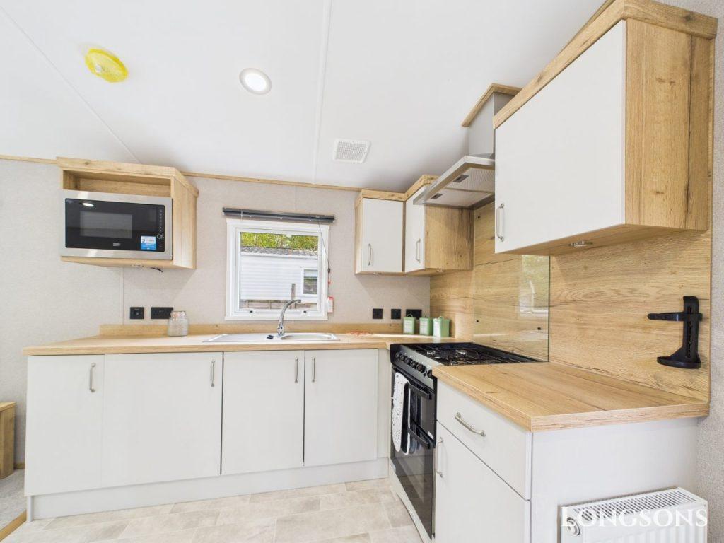 Cam02173g0 Pr0280 Still012