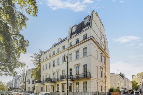 2 bedroom apartment for sale, Wilton Terrace, Belgravia, SW1X