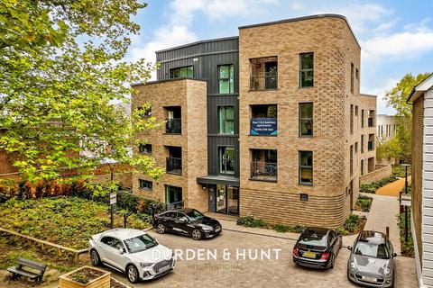 2 bedroom apartment for sale, High Street, Epping, CM16