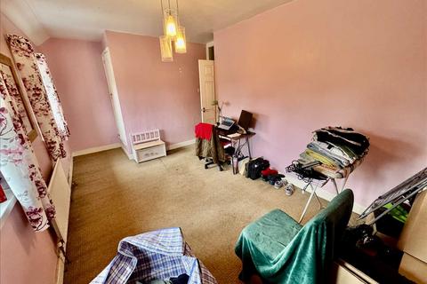 2 bedroom terraced house for sale, Bealeys Avenue, Wednesfield