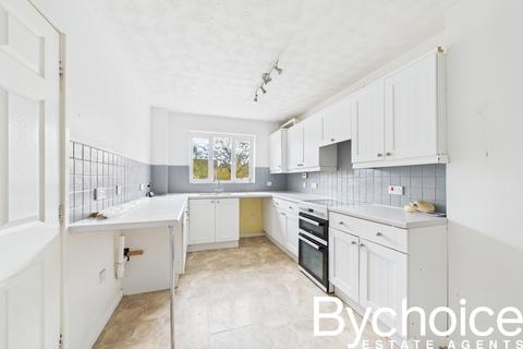 3 bedroom end of terrace house for sale, Coxs Close, Haverhill