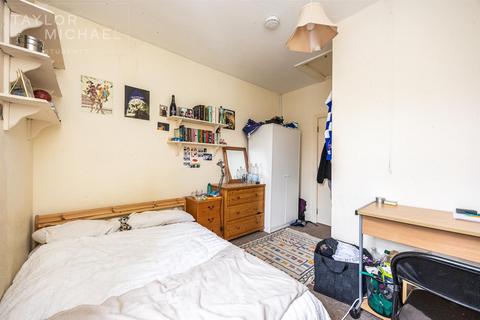 5 bedroom terraced house to rent, Shanklin Road, Brighton