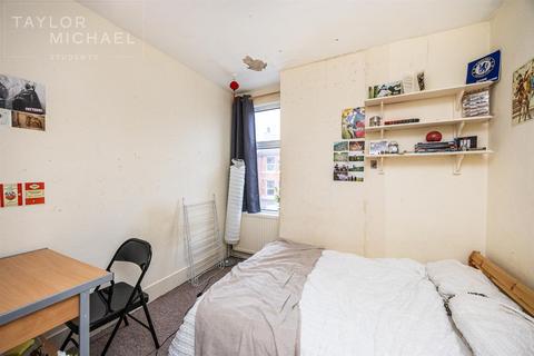 5 bedroom terraced house to rent, Shanklin Road, Brighton
