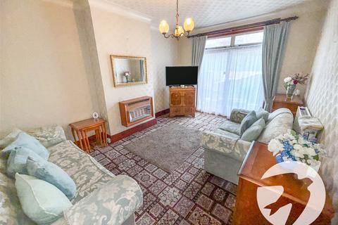 3 bedroom semi-detached house for sale, Sidcup Road, London, SE9