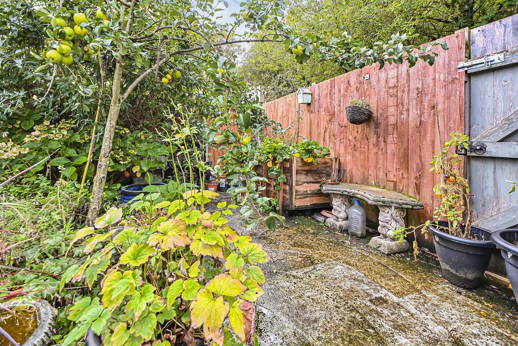 59 Haddon Road Garden (2).jpg