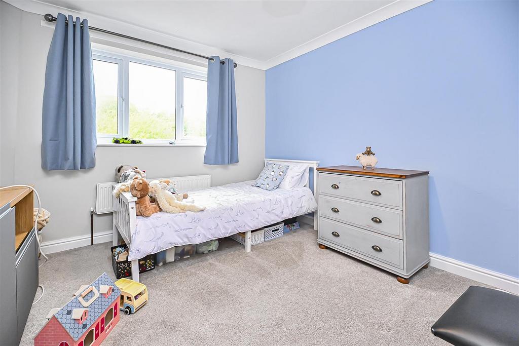 59 Haddon Road Bedroom 2.jpg