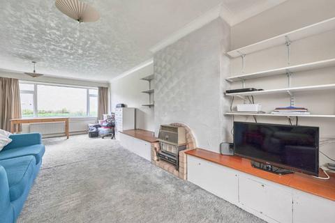 undefined, Finchams Close, Linton CB21