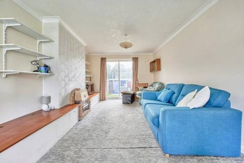 undefined, Finchams Close, Linton CB21