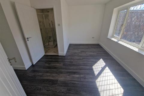 undefined, Plains Avenue, Maidstone