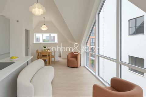 undefined, Elephant Lane, London SE16