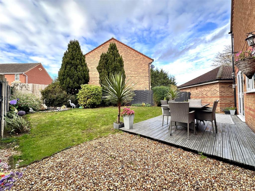Lovely Enclosed Garden 223