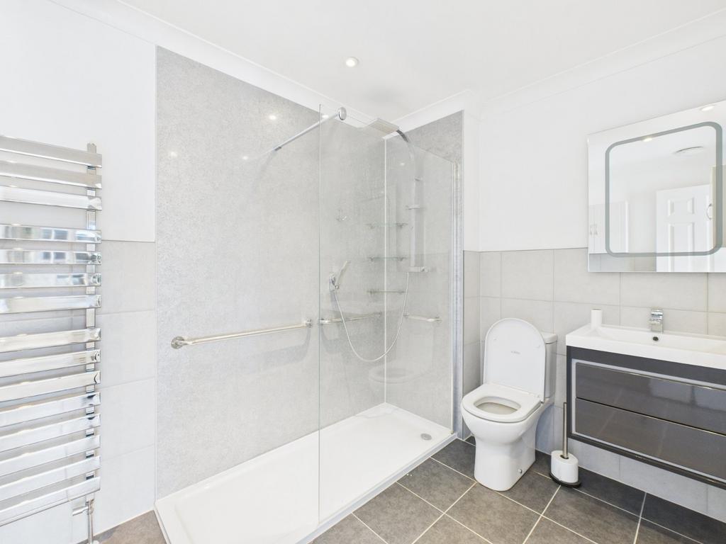 Ensuite Shower