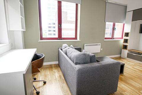 1 bedroom apartment to rent, Apt 35, Q One Residence, Wade Lane LS2