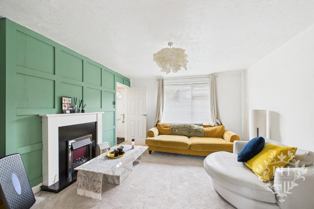 CAM02002 G0-PR0214-STILL008.jpg