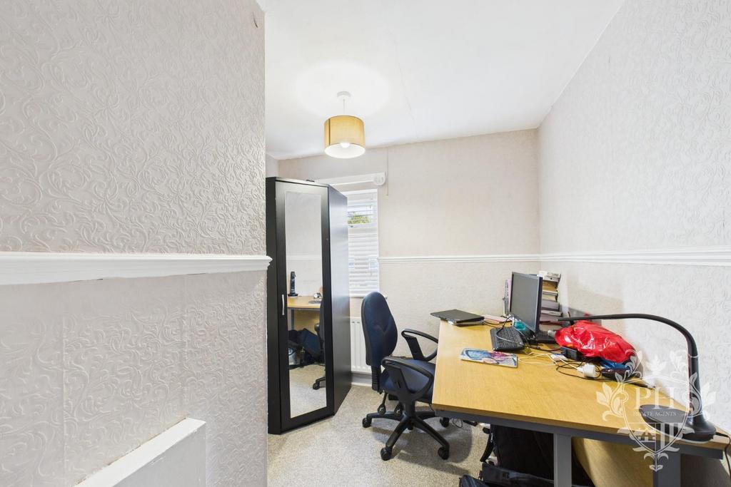 CAM02002 G0-PR0214-STILL001.jpg